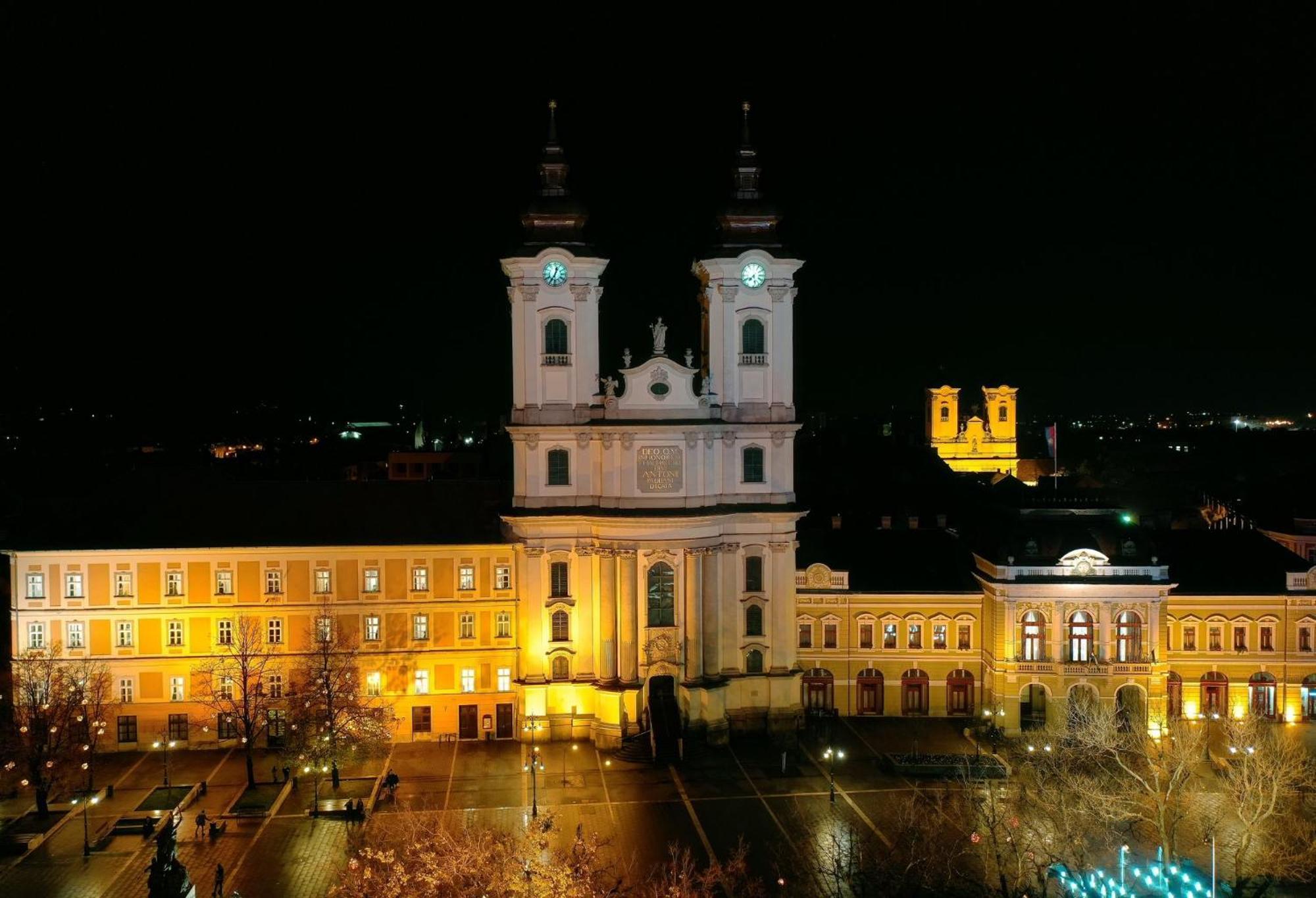 Eger Tower View Apartment Exterior foto