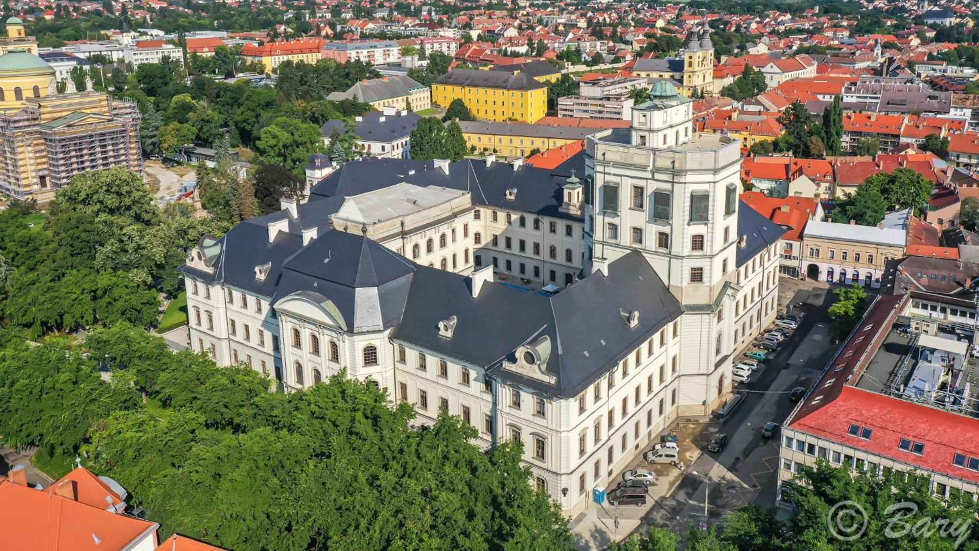 Eger Tower View Apartment Exterior foto