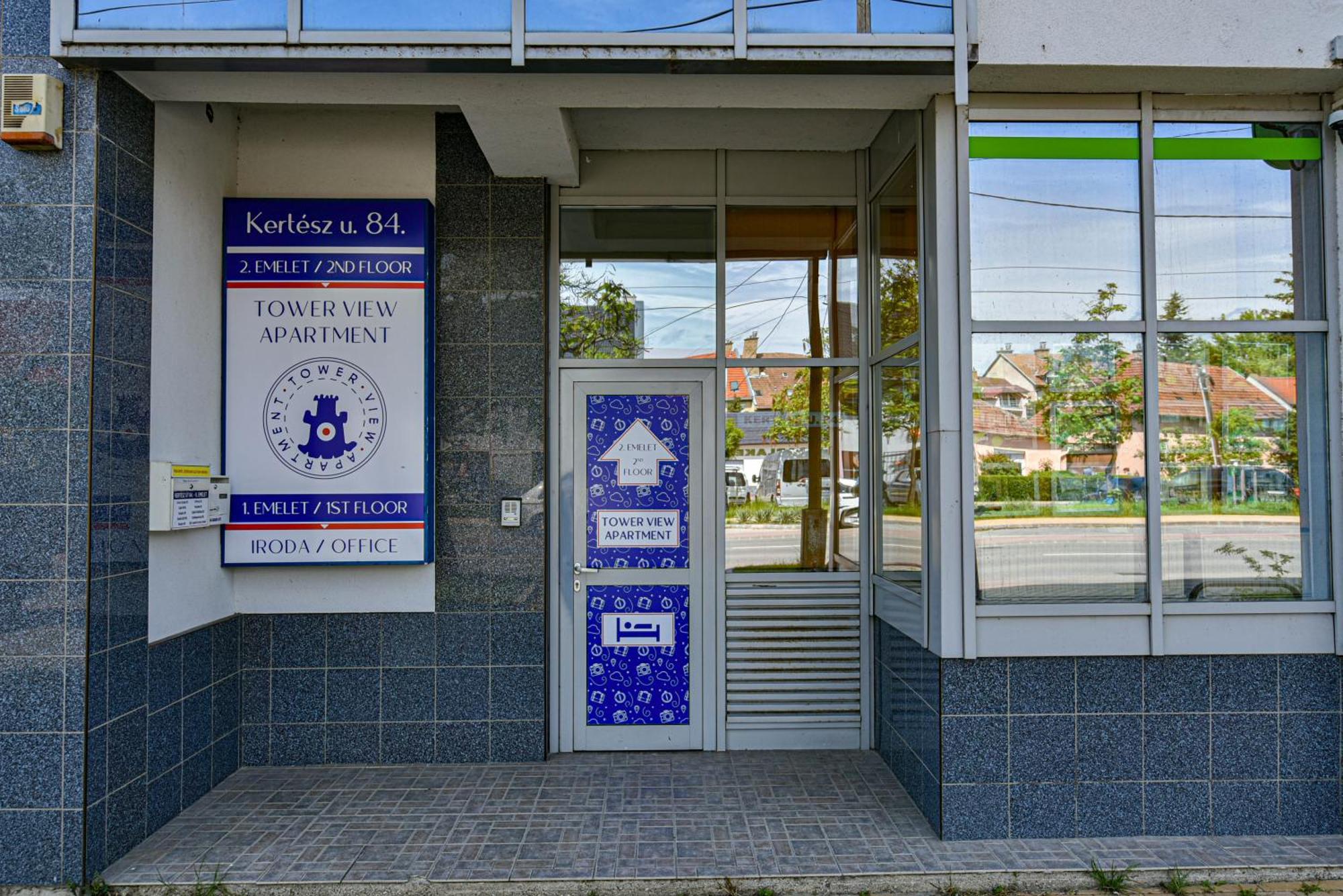 Eger Tower View Apartment Exterior foto